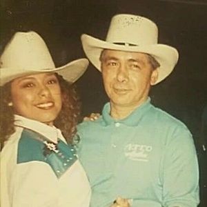 Meet your Posher, Tina